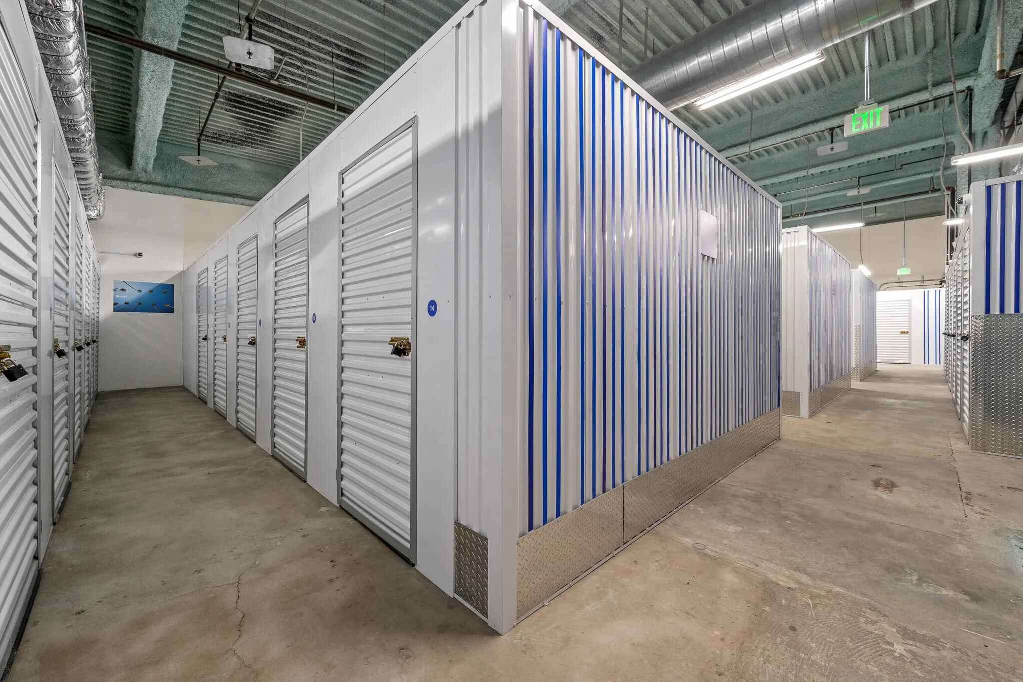 L0020-e103aee9-7859-4a56-b1f8-470f8e637695-1